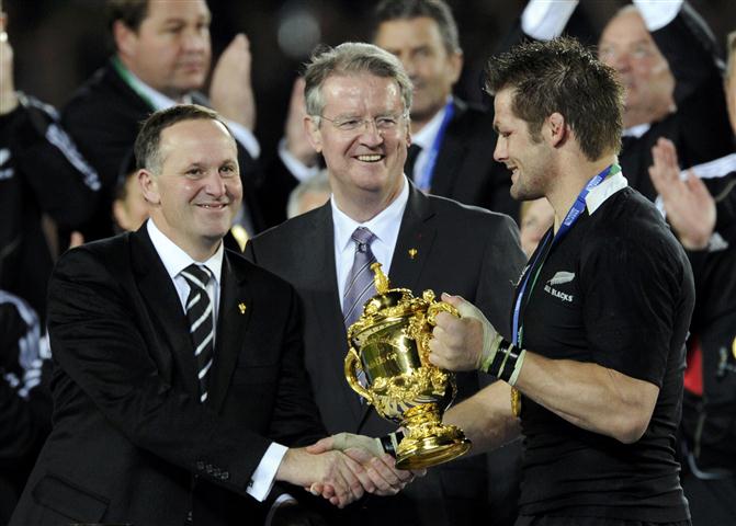 john-key-rugby-world-cup-handshake
