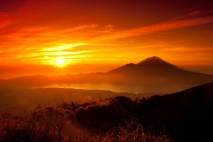 sunrise-5463x3642-dawn-mountains-5k-5374